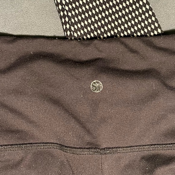 Strut This Color block Legging - Picture 5 of 12